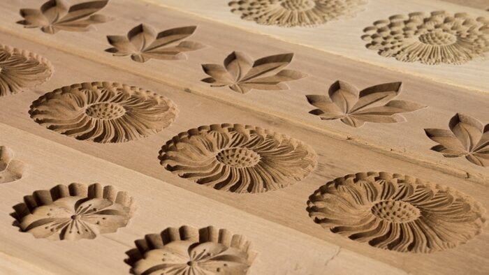 和菓子 の木型とパルファンサトリ「ワサンボンEX」