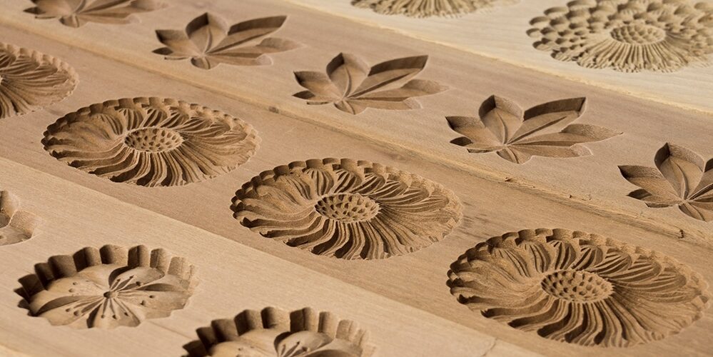 和菓子 の木型とパルファンサトリ「ワサンボンEX」